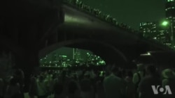 百万蝙蝠倾巢出:德克萨斯州旅游一景 百万蝙蝠倾巢出:德克萨斯州旅游一景