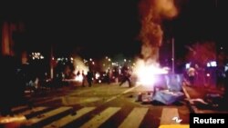 အီရန် အစိုးရ ဆန့်ကျင်ရေး အကြမ်းဖက် ဆန္ဒပြပွဲမြင်ကွင်းတခု