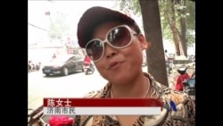 济南街头民众谈薄熙来被判刑 济南街头民众谈薄熙来被判刑