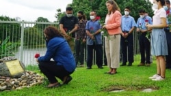 အမေရိကန်သံရုံး ဒုအကြီးအကဲ စစ်အာဏာသိမ်းမှုကြောင့်ကျဆုံးသူတွေကို ဂုဏ်ပြု အမေရိကန်သံရုံး ဒုအကြီးအကဲ စစ်အာဏာသိမ်းမှုကြောင့်ကျဆုံးသူတွေကို ဂုဏ်ပြု