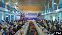 Members of the Edo Firemen Preservation Association perform Japanese traditional firefighting techniques during the New Year's fire brigades exercise in Tokyo.