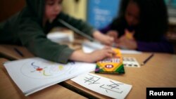 最新调查显示,目前美国约有40万学生在学习中文