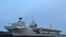 英国皇家海军“伊丽莎白女王”号（HMS Queen Elizabeth）航母停泊在英国南部一个港口。 （法新社2019年6月5日）