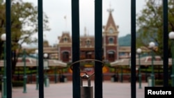 香港迪士尼1月26日大门紧锁。