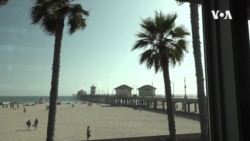 VOA英语视频: 加州餐馆重开人潮涌 漠视社交距离惹议论 VOA英语视频: 加州餐馆重开人潮涌 漠视社交距离惹议论