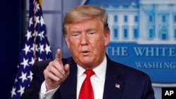 美国总统特朗普在白宫记者会上。(2020年3月26日)