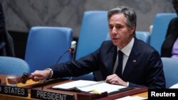 美国国务卿安东尼·布林肯于2023年8月3日在美国纽约主持联合国安理会会议,讨论饥荒和冲突引发的全球粮食不安全问题。 (路透社图片)