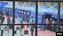 香港政府已准备全民强制检测的方案,现阶段会参考澳门模式,但不会考虑配合封城 (美国之音/汤惠芸)