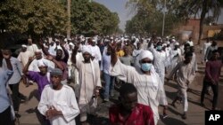 စစ်အာဏာသိမ်းမှုကို ဆန့်ကျင် ဆန္ဒပြနေကြတဲ့ ဆူဒန်ပြည်သူများ။ (အောက်တိုဘာ ၂၉၊ ၂၀၂၁)