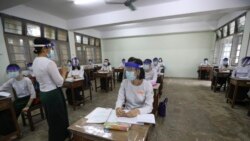 COVID 19 ဒဏ်သင့် ရခိုင်က ပညာရေး ဝန်ထမ်းတွေကို ငွေသုံးသောင်းစီ ထောက်ပံ့ COVID 19 ဒဏ်သင့် ရခိုင်က ပညာရေး ဝန်ထမ်းတွေကို ငွေသုံးသောင်းစီ ထောက်ပံ့