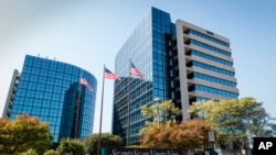 资料图片-美国政府的安全检查承包商USIS的大楼,2014年这个公司曾遭到疑似来自中国的网络攻击。