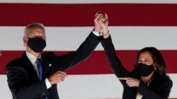 ဒုတိယသမ္မတအဖြစ် ကျမ်းသစ္စာကျိန်ဆိုလာမယ့် Kamala Harris ရဲ့ ရုပ်ပုံလွှာတပိုင်းတစ ဒုတိယသမ္မတအဖြစ် ကျမ်းသစ္စာကျိန်ဆိုလာမယ့် Kamala Harris ရဲ့ ရုပ်ပုံလွှာတပိုင်းတစ