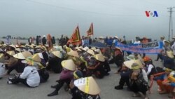 Giáo dân Hà Tĩnh, Nghệ An biểu tình chống Formosa Giáo dân Hà Tĩnh, Nghệ An biểu tình chống Formosa