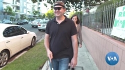 英语视频:新设备让失明者再见光明 英语视频:新设备让失明者再见光明