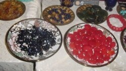 အမေရိကန်ရောက် မြန်မာရတနာကုန်သည် အမေရိကန်ရောက် မြန်မာရတနာကုန်သည်