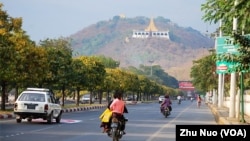 缅甸古都曼德勒将成为中缅经济走廊的枢纽城市。(2013年2月14日,美国之音朱诺拍摄)