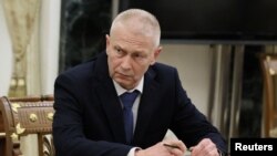 俄罗斯总统普京在克里姆林宫会见瓦格纳雇佣军前领导人安德烈·特罗舍夫(Andrei Troshev)。(2023年9月28日)