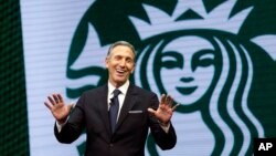 资料照:美国星巴克公司董事会名誉主席霍华德·舒尔茨