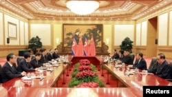 မြောက်ကိုရီးယားခေါင်းဆောင် Kim Jong Un အဖွဲ့နှင့် တရုတ် ခေါင်းဆောင်ဆွေးနွေး