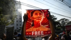 ဒေါ်အောင်ဆန်းစုကြည် အပေါ် အဂတိလိုက်စားမှု စွဲဆိုချက်  ပုဂ္ဂိုလ်ရေး သိက္ခာချတဲ့ လုပ်ရပ်သာ (ဦးမိုးဇော်ဦး၊ ဒေါ်ခင်ကြည်ဖောင်ဒေးရှင်း) ဒေါ်အောင်ဆန်းစုကြည် အပေါ် အဂတိလိုက်စားမှု စွဲဆိုချက်  ပုဂ္ဂိုလ်ရေး သိက္ခာချတဲ့ လုပ်ရပ်သာ (ဦးမိုးဇော်ဦး၊ ဒေါ်ခင်ကြည်ဖောင်ဒေးရှင်း)