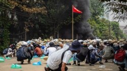 အာဏာသိမ်း ၂ လ ပြည့် ရန်ကုန်က ဆန့်ကျင်ကန့်ကွက်မှုများ အာဏာသိမ်း ၂ လ ပြည့် ရန်ကုန်က ဆန့်ကျင်ကန့်ကွက်မှုများ