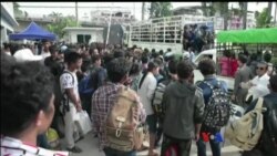 ထိုင်းရောက် မြန်မာအလုပ်သမားတွေရဲ့ အကြပ်အတည်း ထိုင်းရောက် မြန်မာအလုပ်သမားတွေရဲ့ အကြပ်အတည်း