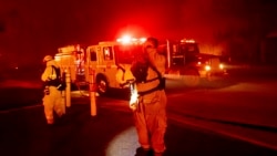 ကယ်လီဖိုးနီးယားမီး လူ ၂ သိန်းကျော် ဘေးမဲ့ရာရွှေ့ ကယ်လီဖိုးနီးယားမီး လူ ၂ သိန်းကျော် ဘေးမဲ့ရာရွှေ့