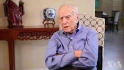 李敦白说:"我觉得这是过激的行动,但还是革命的行动。” 李敦白说:"我觉得这是过激的行动,但还是革命的行动。”