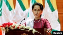 နိုင်ငံတော်အတိုင်ပင်ခံပုဂ္ဂိုလ် ဒေါ်အောင်ဆန်းစုကြည်