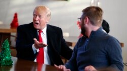 သမ္မတ Trump နဲ့ ထိပ်တန်းအရာရှိတွေ စစ်သည်တွေကို သွားရောက်အားပေး သမ္မတ Trump နဲ့ ထိပ်တန်းအရာရှိတွေ စစ်သည်တွေကို သွားရောက်အားပေး
