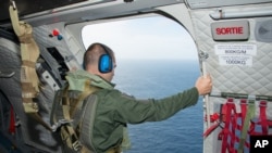 法国人员2015年搜寻马航370班机可能坠落的水域 － 资料