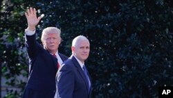 美国总统川普与副总统彭斯。(2017年1月25日)