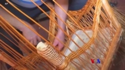 ယူကရိန်းက ကြိမ်ထည်လုပ်ငန်း ယူကရိန်းက ကြိမ်ထည်လုပ်ငန်း