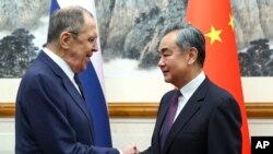 俄罗斯外交部长谢尔盖·拉夫罗夫(Sergei Lavrov)2024年4月9日在北京会见中国外交部长王毅。(俄罗斯外交部)