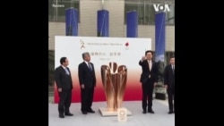 无惧病毒威胁和政府警告 日本民众围观奥运圣火 无惧病毒威胁和政府警告 日本民众围观奥运圣火