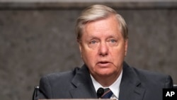 资料照:共和党联邦参议员格雷厄姆(Sen. Lindsey Graham, R-SC)2020年5月6日主持参议院司法委员会听证会。