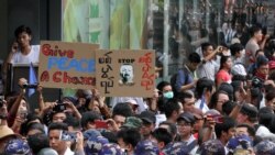 ကချင်စစ်ရပ်စဲရေးဦးဆောင်သူသုံးဦးကို မြန်မာစစ်တပ် တရားစွဲ ကချင်စစ်ရပ်စဲရေးဦးဆောင်သူသုံးဦးကို မြန်မာစစ်တပ် တရားစွဲ