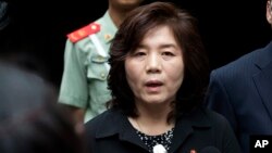 မြောက်ကိုရီးယား နိုင်ငံခြားရေးဝန်ကြီးဌာနရဲ့ အမေရိကန်ရေးရာ ညွန်ကြားရေးမှူးချုပ် Choe Son Hui ။