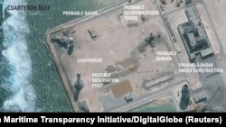总部设在华盛顿的战略与国际研究中心亚洲海事透明计划发布的卫星图片显示在有争议的南中国海斯普拉特利群岛(即中国所说的南沙群岛)上可能建起的雷达设施。