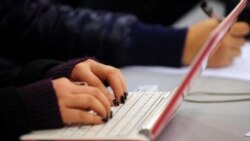 Laptop ထဲ ထည့်နိုင်မယ့် ဗုံး အကြမ်းဖက်သမား တီထွင် Laptop ထဲ ထည့်နိုင်မယ့် ဗုံး အကြမ်းဖက်သမား တီထွင်