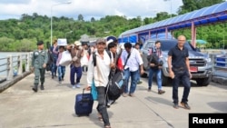 မြန်မာရွှေ့ပြောင်းအလုပ်သမားများ