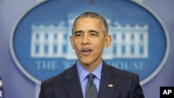 သမ္မတ အိုဘားမား အိမ်ဖြူတော်တွင် မိန့်ခွန်းပြောစဉ် ( ဒီဇင်ဘာ ၁၈ ၊ ၂၀၁၅)