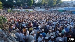 ကုတုပလောင် ဒုက္ခသည်စခန်းတွင်းမှာ အသတ်ခံရသူ ရိုဟင်ဂျာအရေးခေါင်းဆောင် Mohibullah ရဲ့ဈာပန။ (၀၉ ၊ ၃၀၊ ၂၀၂၁)