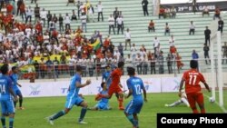 မြန်မာ နှင့် စင်္ကာပူအသင်း ကစားပွဲ (Myanmar Football Federation Facebook)