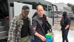 Mỹ và Nga thực hiện cuộc trao đổi tù nhân lịch sử | VOA Mỹ và Nga thực hiện cuộc trao đổi tù nhân lịch sử | VOA