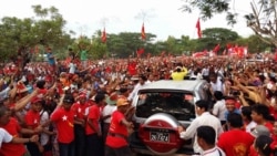 NLD ပြည်သူ့လွှတ်တော်ကိုယ်စားလှယ် သုံးဦးကို ပါတီတာဝန်ရပ်ဆိုင်း NLD ပြည်သူ့လွှတ်တော်ကိုယ်စားလှယ် သုံးဦးကို ပါတီတာဝန်ရပ်ဆိုင်း
