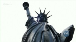 Цього тижня до США із Франції вирушила міні-копія Статуї Свободи. Відео Цього тижня до США із Франції вирушила міні-копія Статуї Свободи. Відео