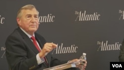 哈佛大学外交政策教授格雷厄姆·艾里森2017年6月1日在《大西洋月刊》杂志主办的活动上推介他的新书《注定一战:美国和中国能否逃脱修昔底德陷阱?》