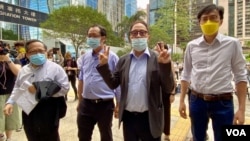 支联会副主席何俊仁(左起)、秘书蔡耀昌、民主党前主席杨森、社民连秘书长吴文远,因反送中运动10-1未经批准集结案,分别被判监禁18及14个月,蔡耀昌获缓刑两年 (美国之音/汤惠芸)