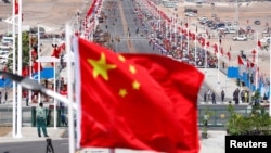 资料照:中国在巴布亚新几内亚举行一个中国援建项目竣工仪式。(2018年11月16日)